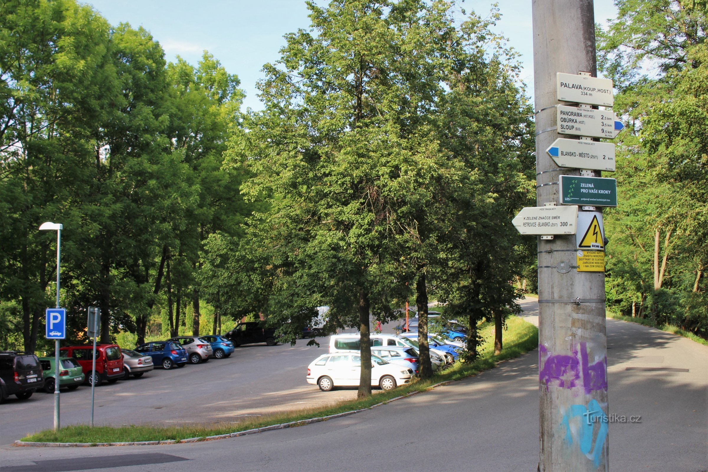 Encruzilhada turística Palava-piscina