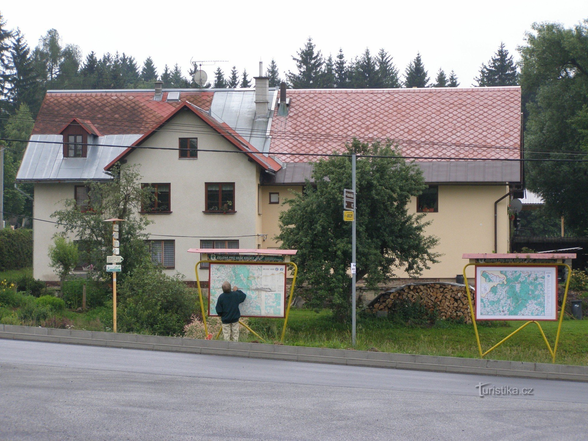 turistkorsvej Pastviny - vejkryds, bus