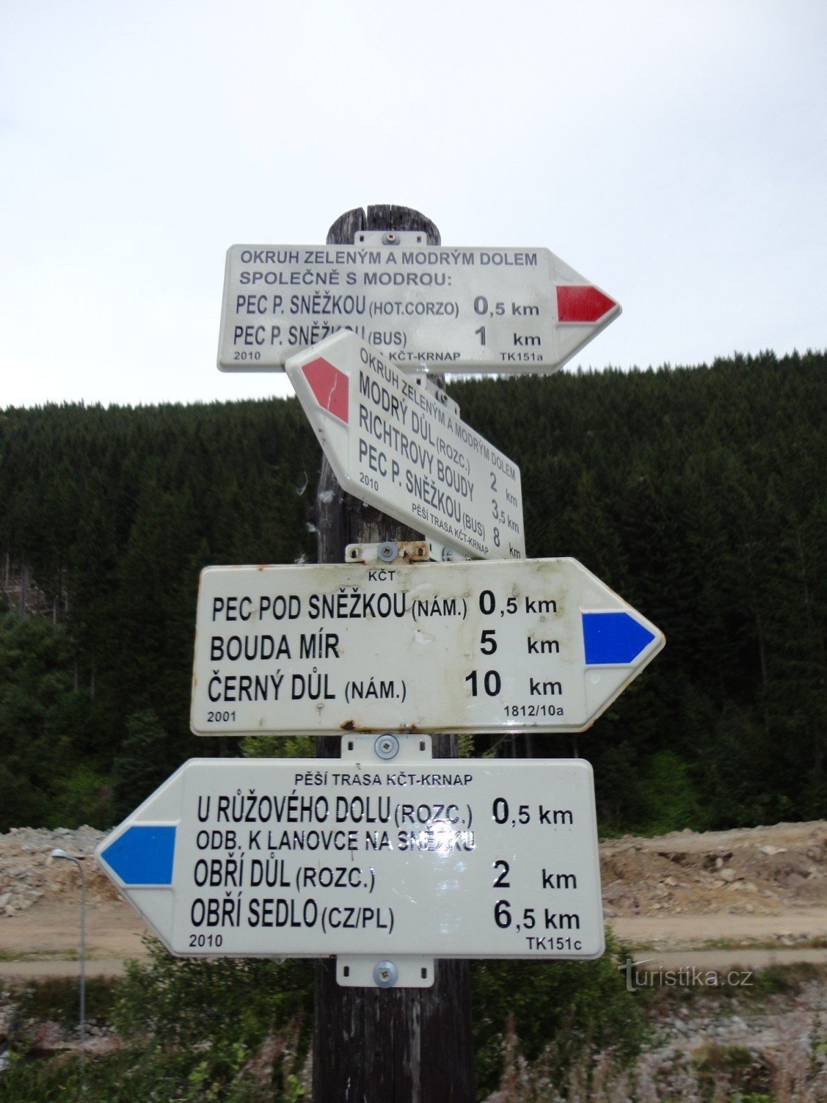 turistično križišče Pec pod Sněžkou - nad Úpský údolí