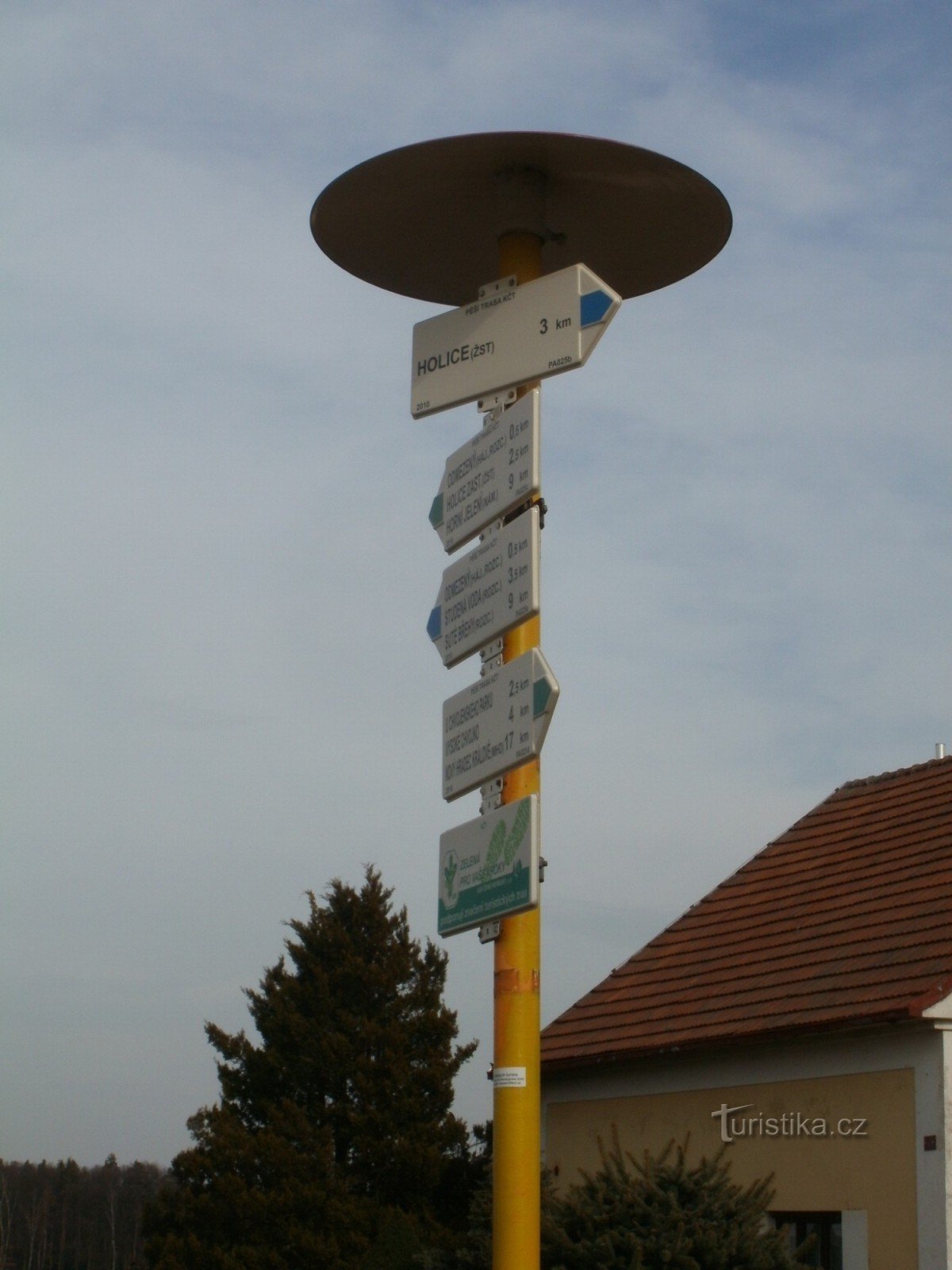 Pobežovice tourist crossroads