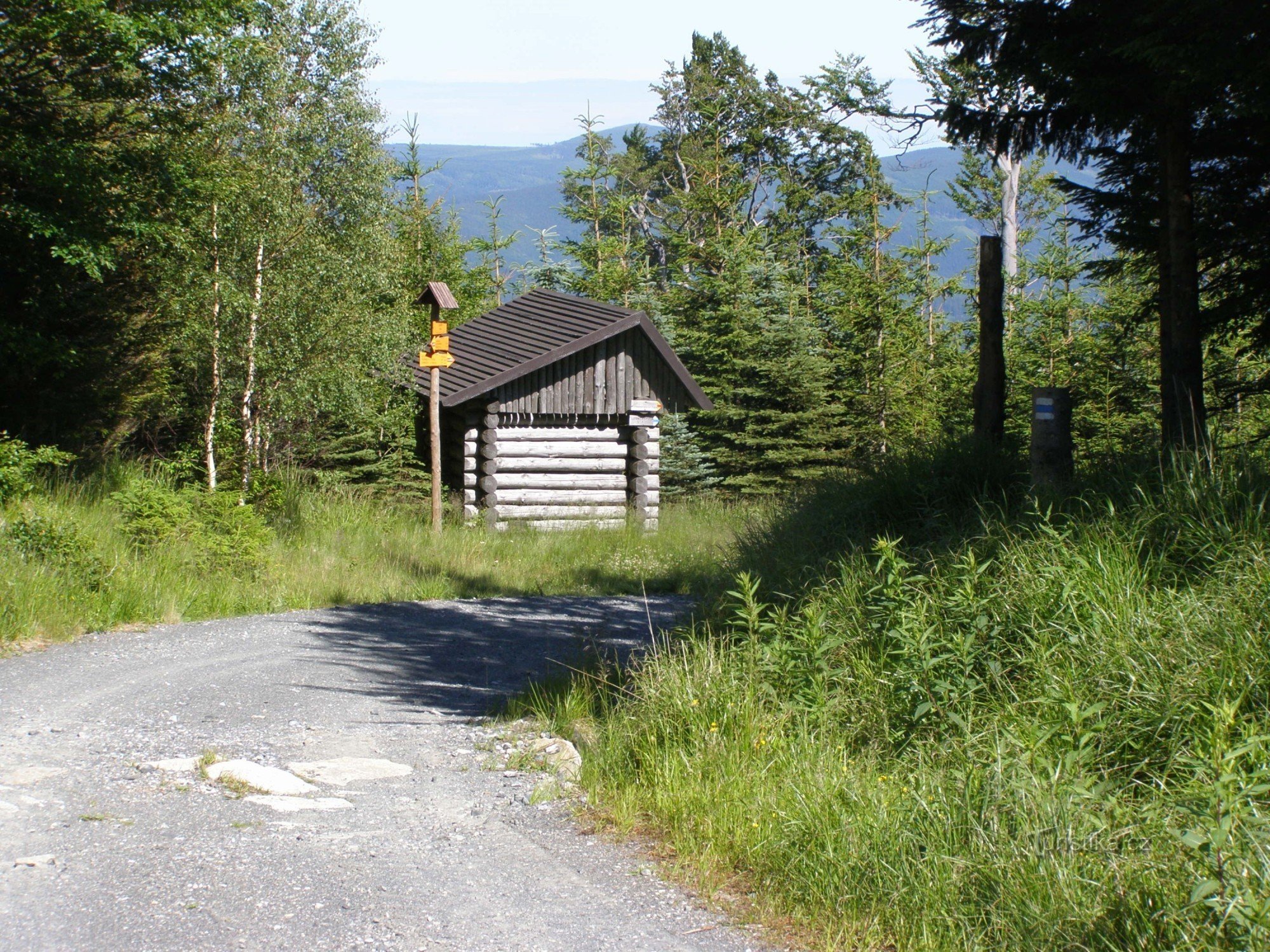 tourist crossroads - Pod Šumným