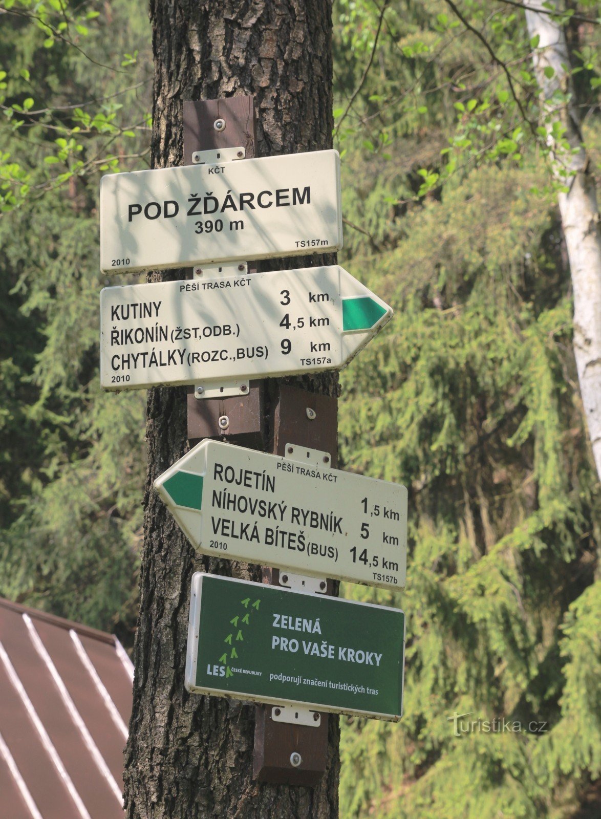 Tourist crossroads Under Žďárcem