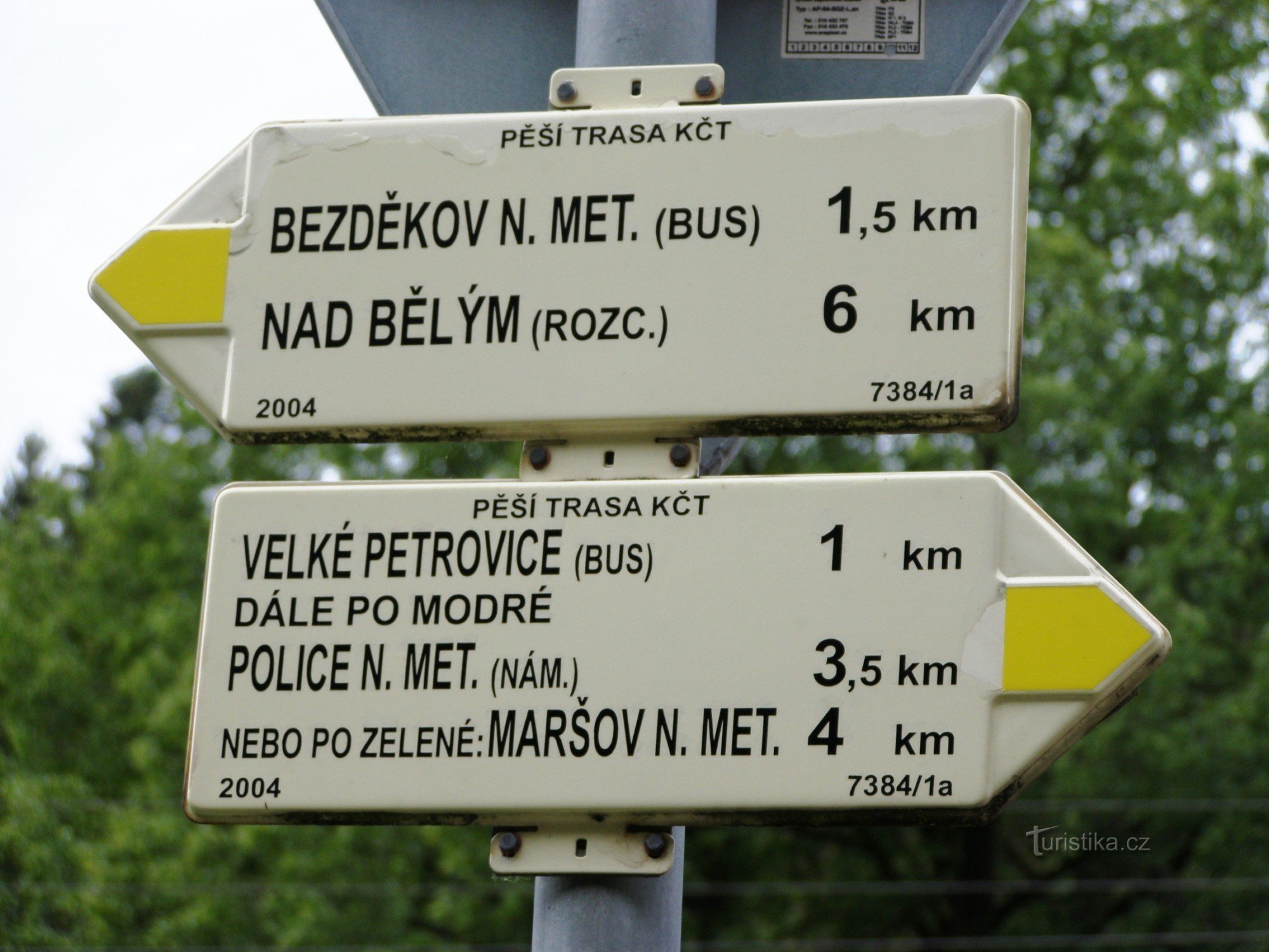 tourist crossroads Police nad Metují - railway station, railway station