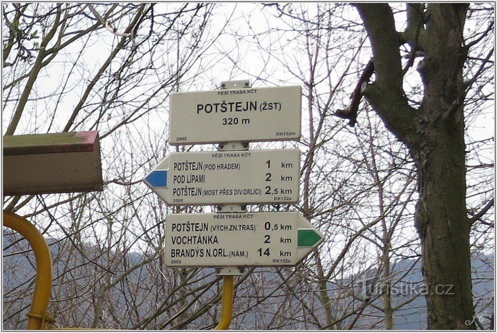 Cruce turístico Potštejn, autopista