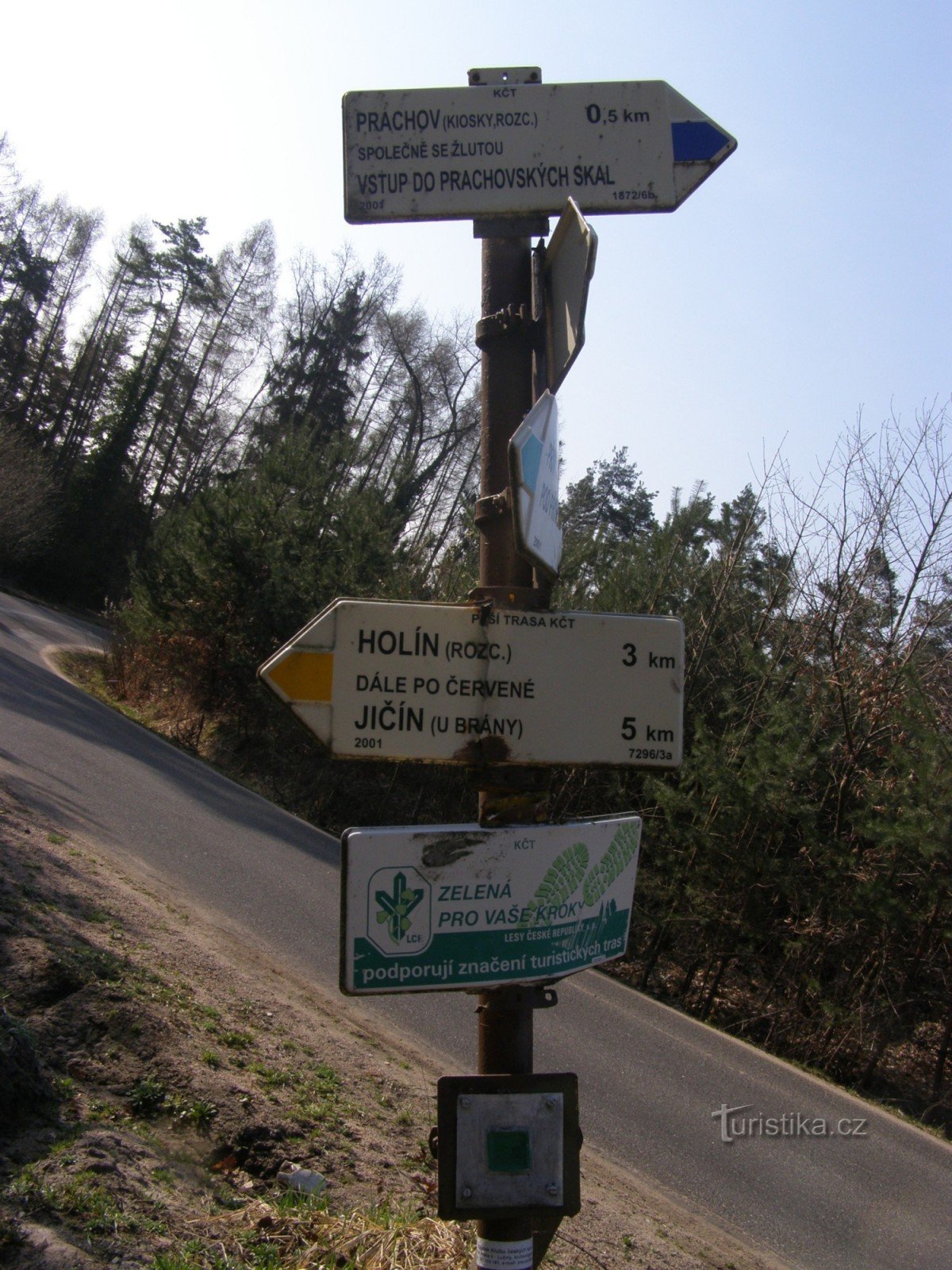 tourist crossroads Prachov - from Prívýšina