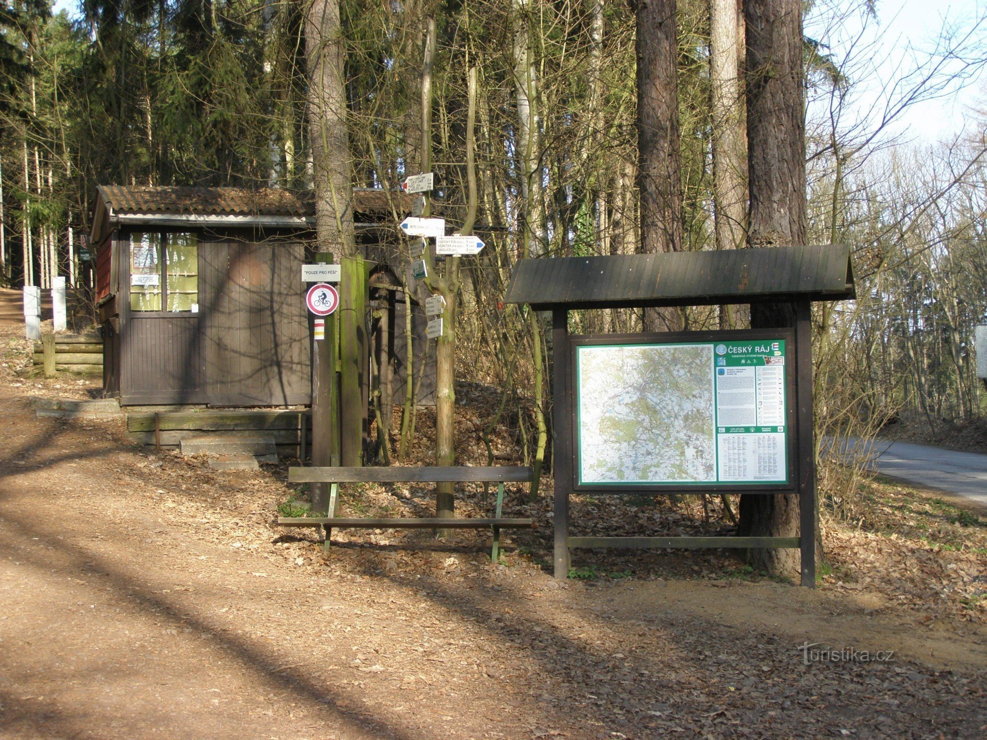 crocevia turistico Prachov - ingresso alle rocce