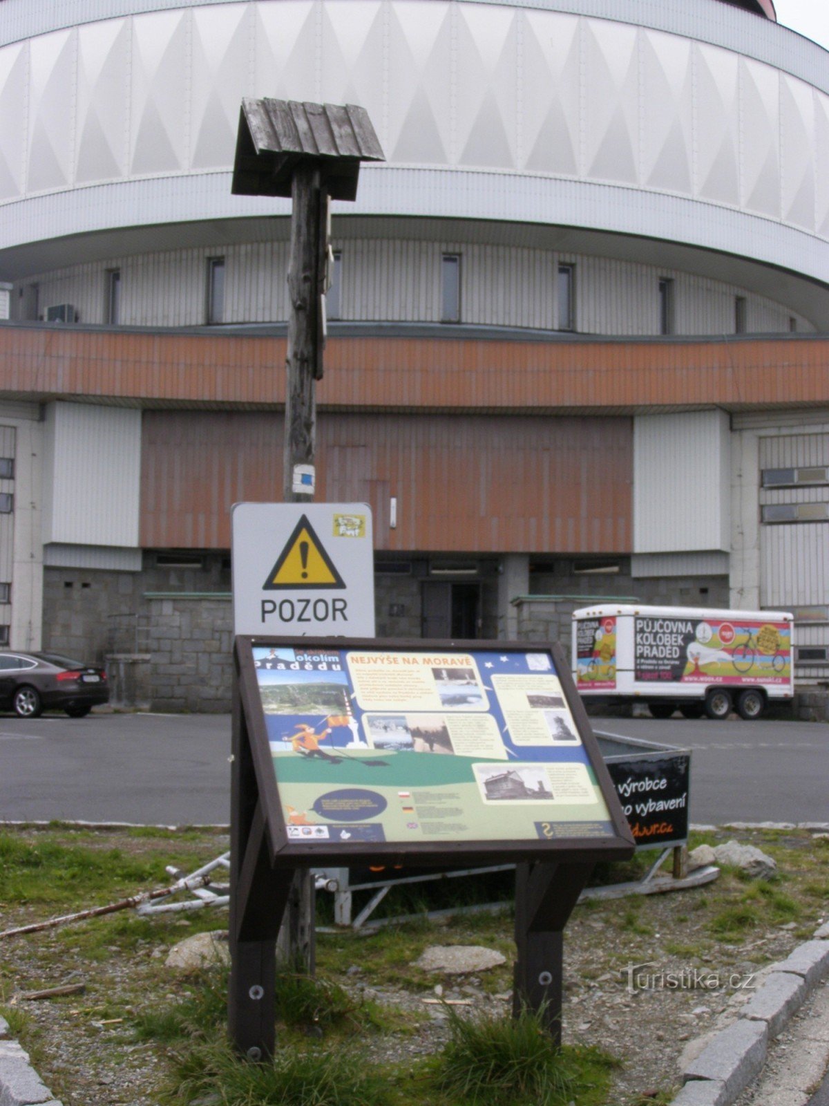 Touristenkreuzung - Praděd, Gipfel