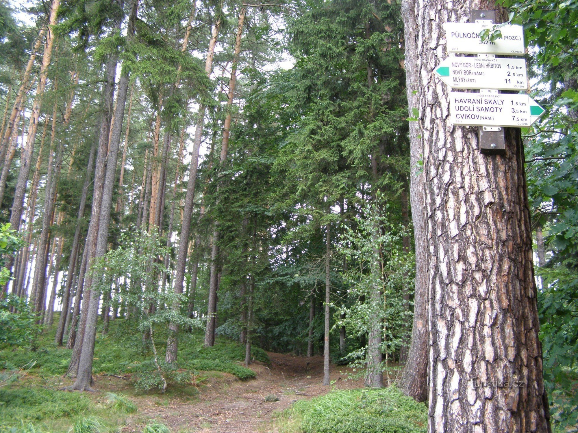 carrefour touristique Půlnoční straň