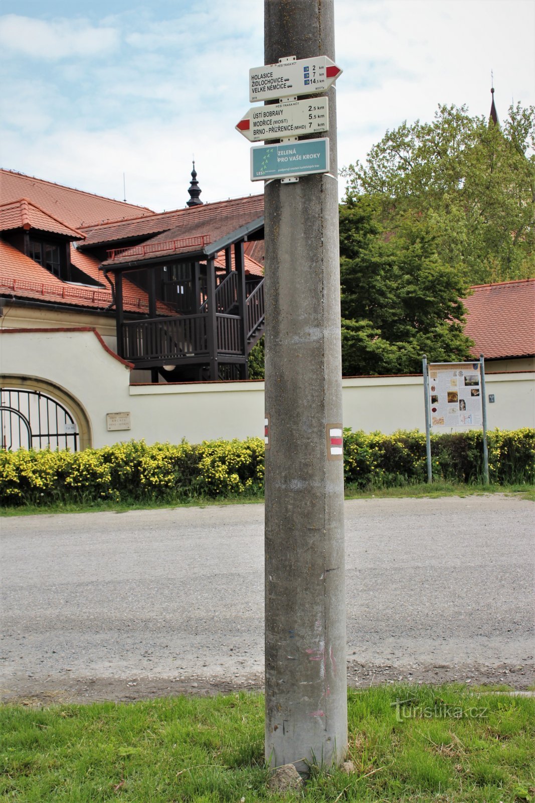 Tourist crossroads Rajhrad-Klašter 2019