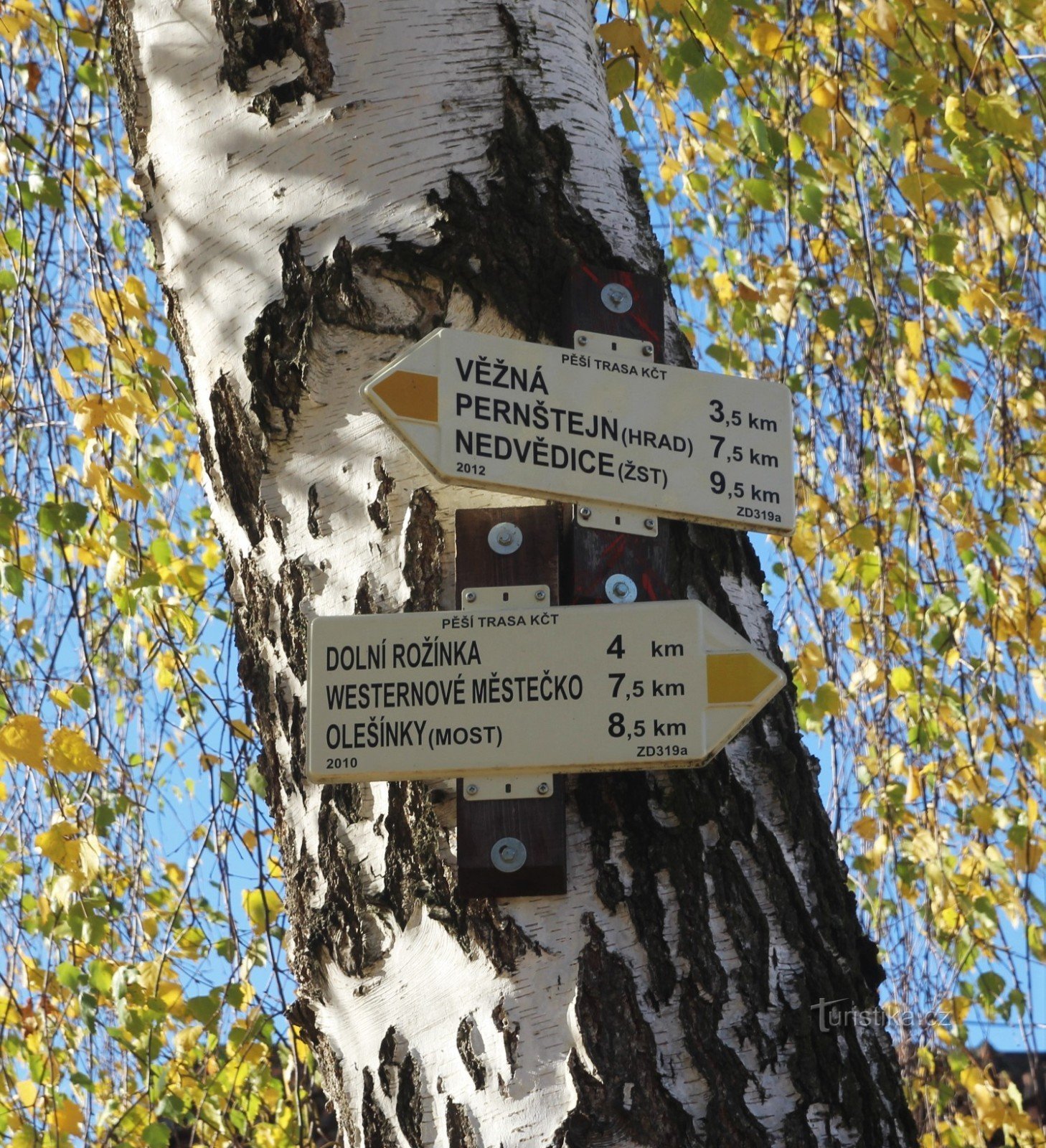 Tourist crossroads Rožná