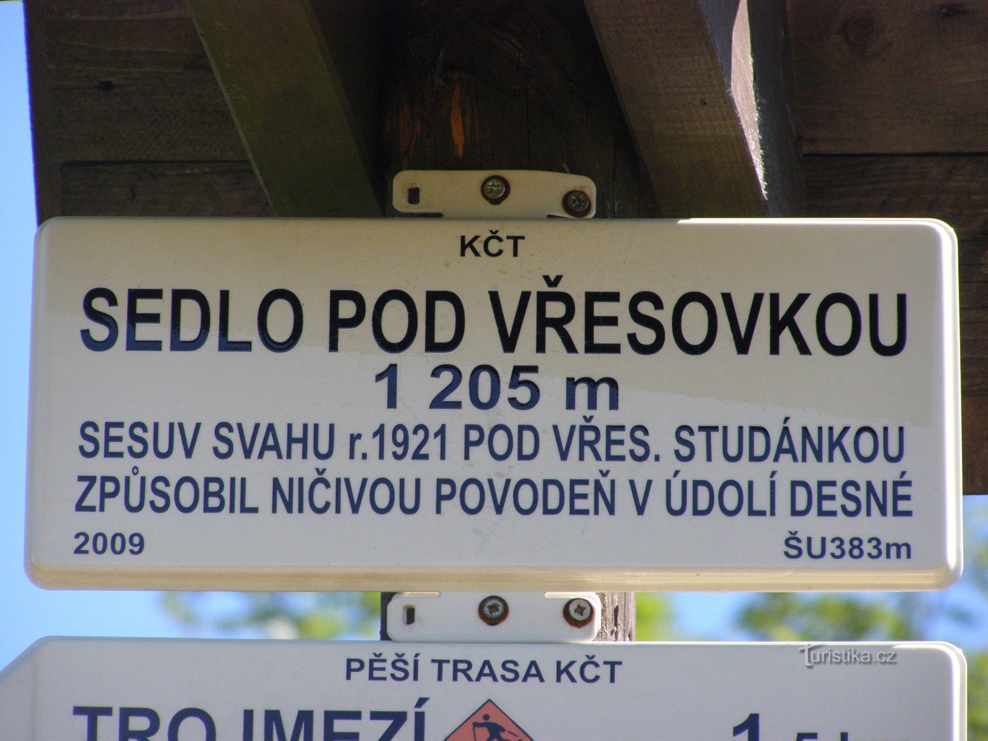 turistično križišče - sedlo Pod Vřesovkou