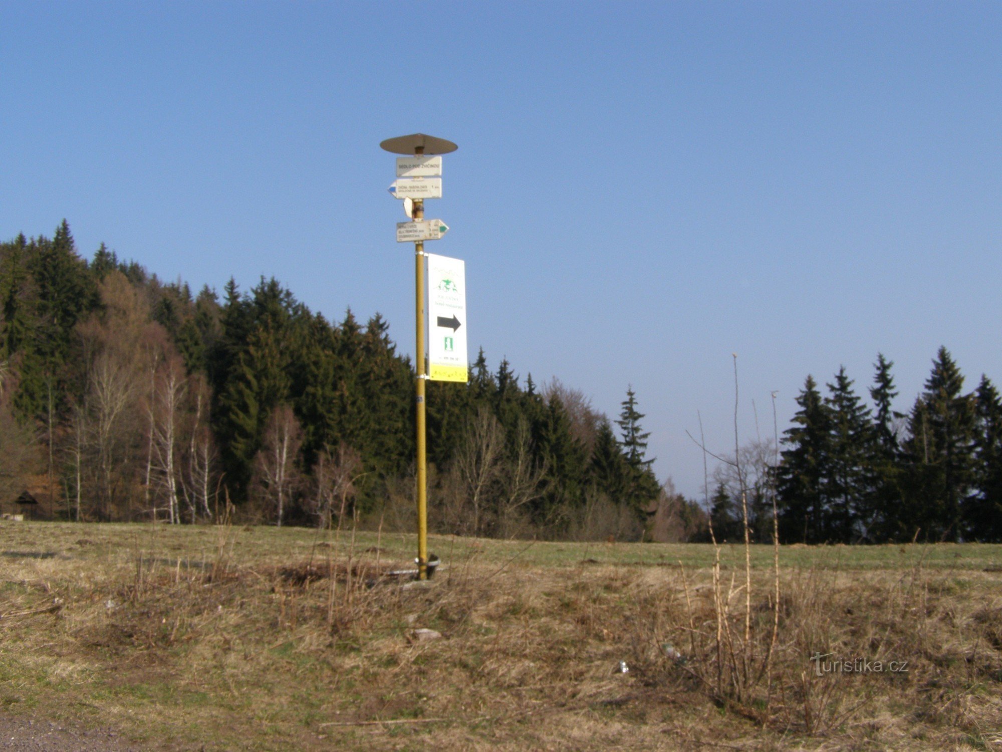 encruzilhada turística Sedlo pod Zvičinou