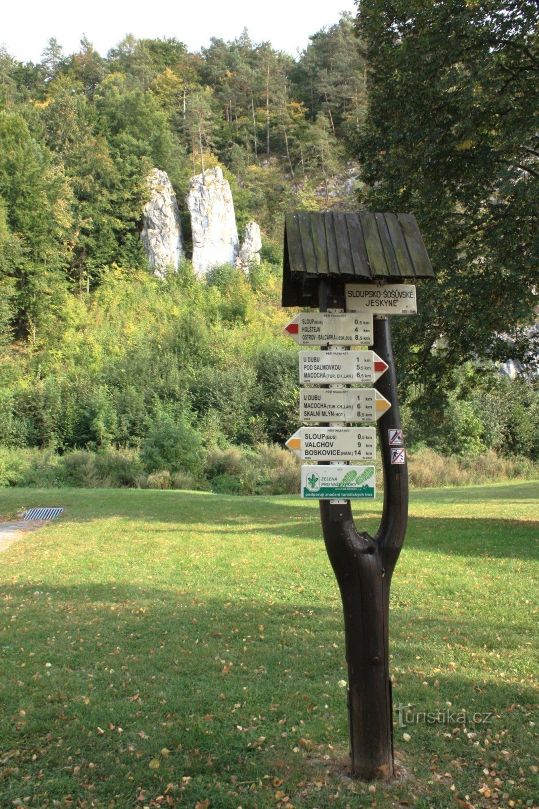 Encrucijada turística de la cueva Sloupsko-Šošůvské