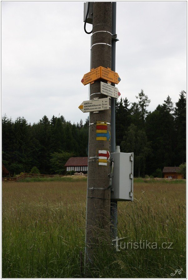 Tourist crossroads Špinka, cottages