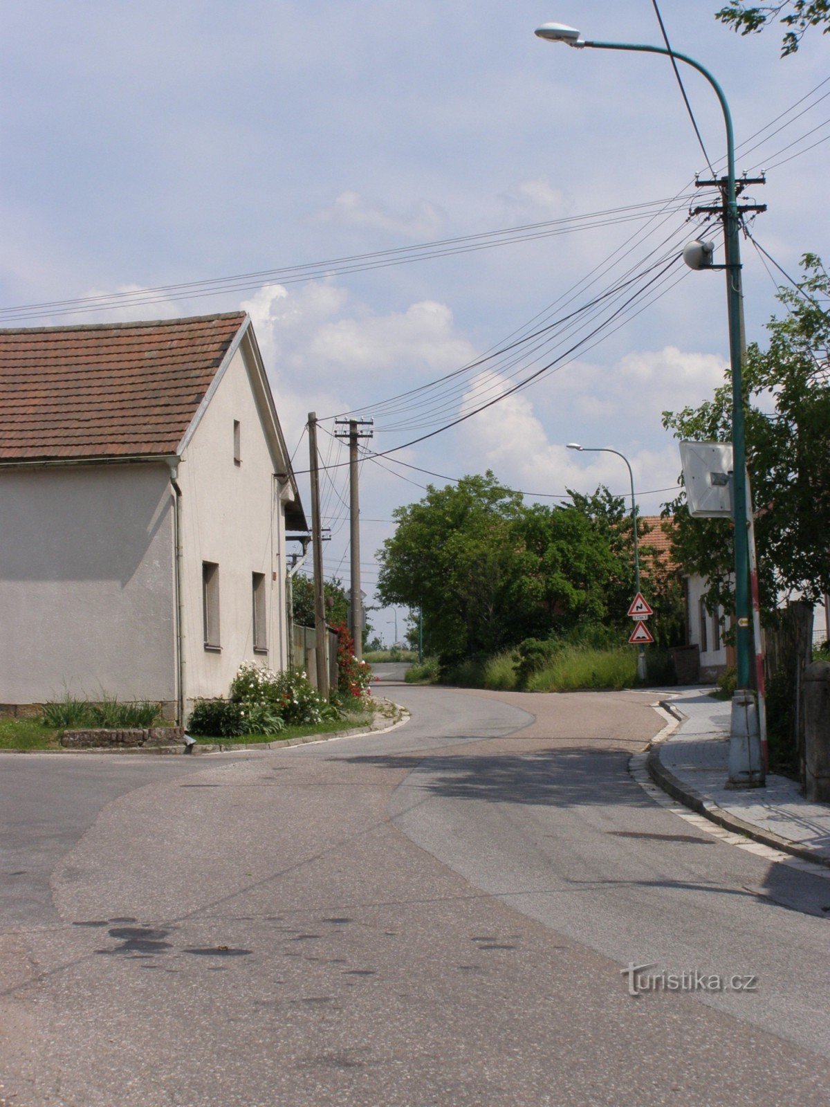 le carrefour touristique de Strězetice