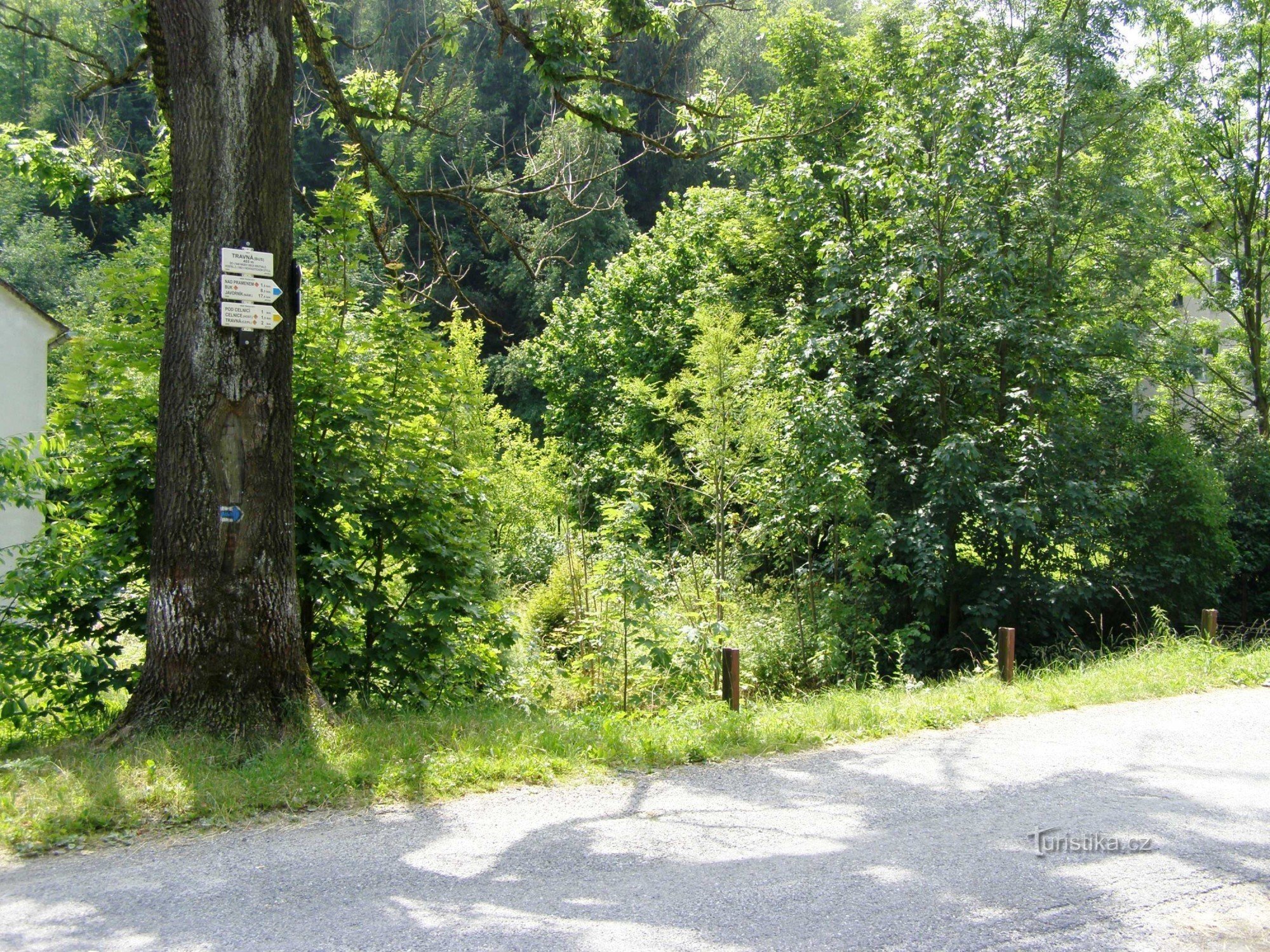 carrefour touristique Travná - bus