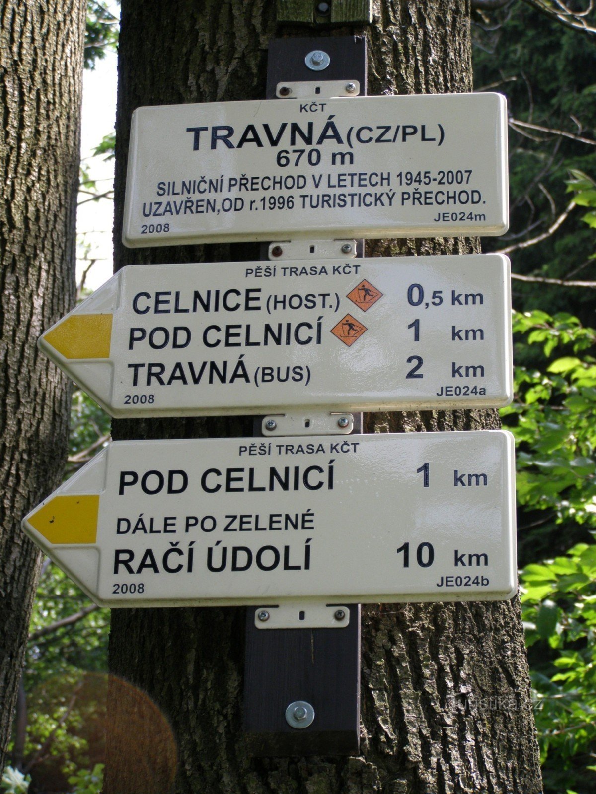 turistické rozcestí Travná - Ladecké sedlo