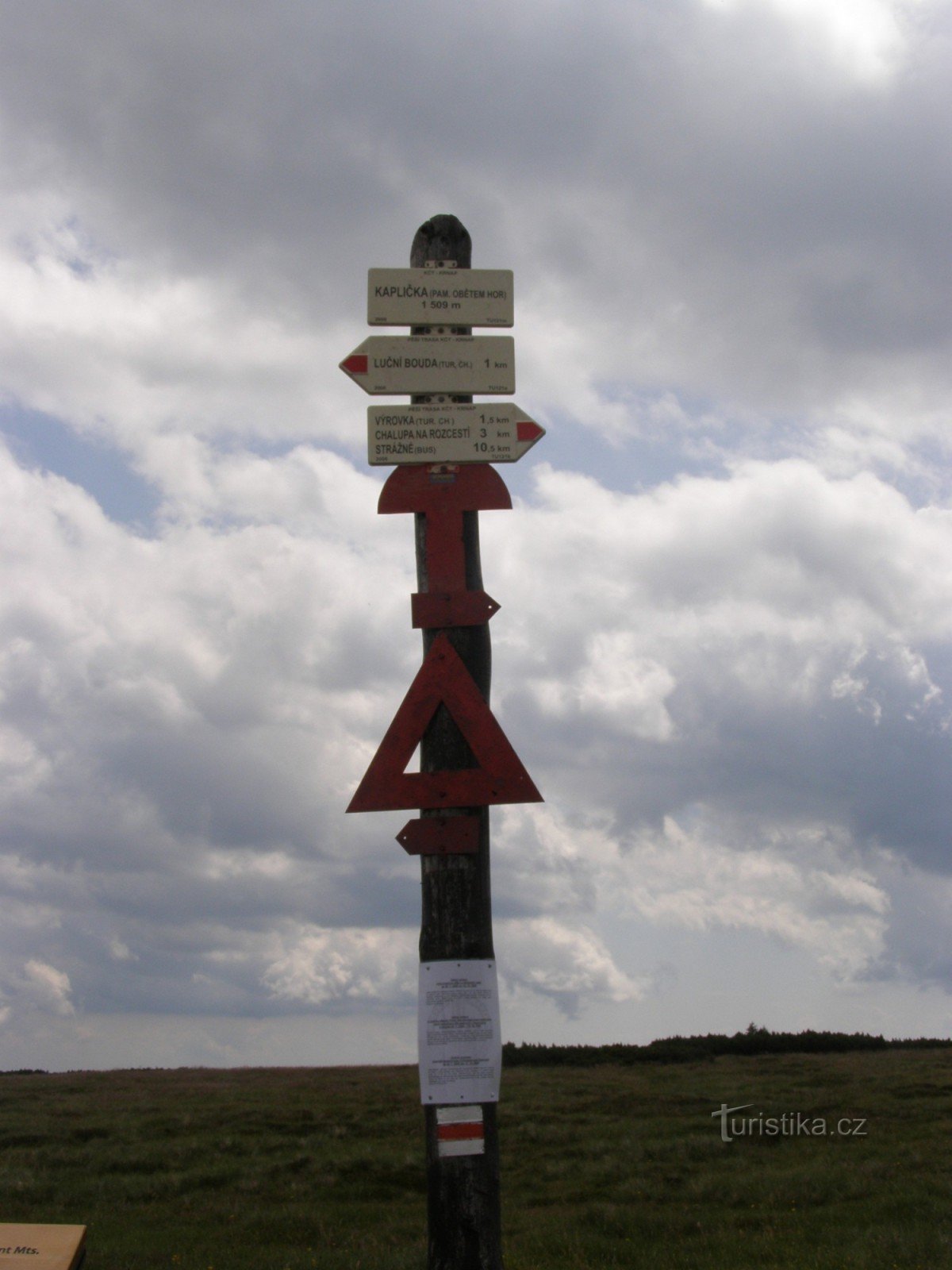 tourist crossroads near Kaplička