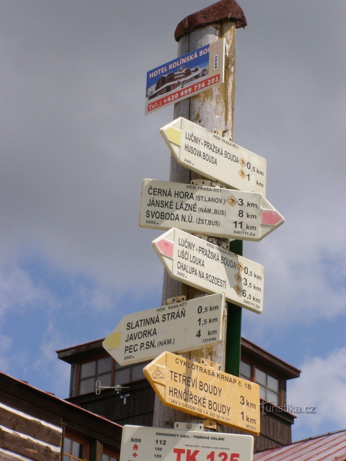 tourist crossroads U Kolínská bouda