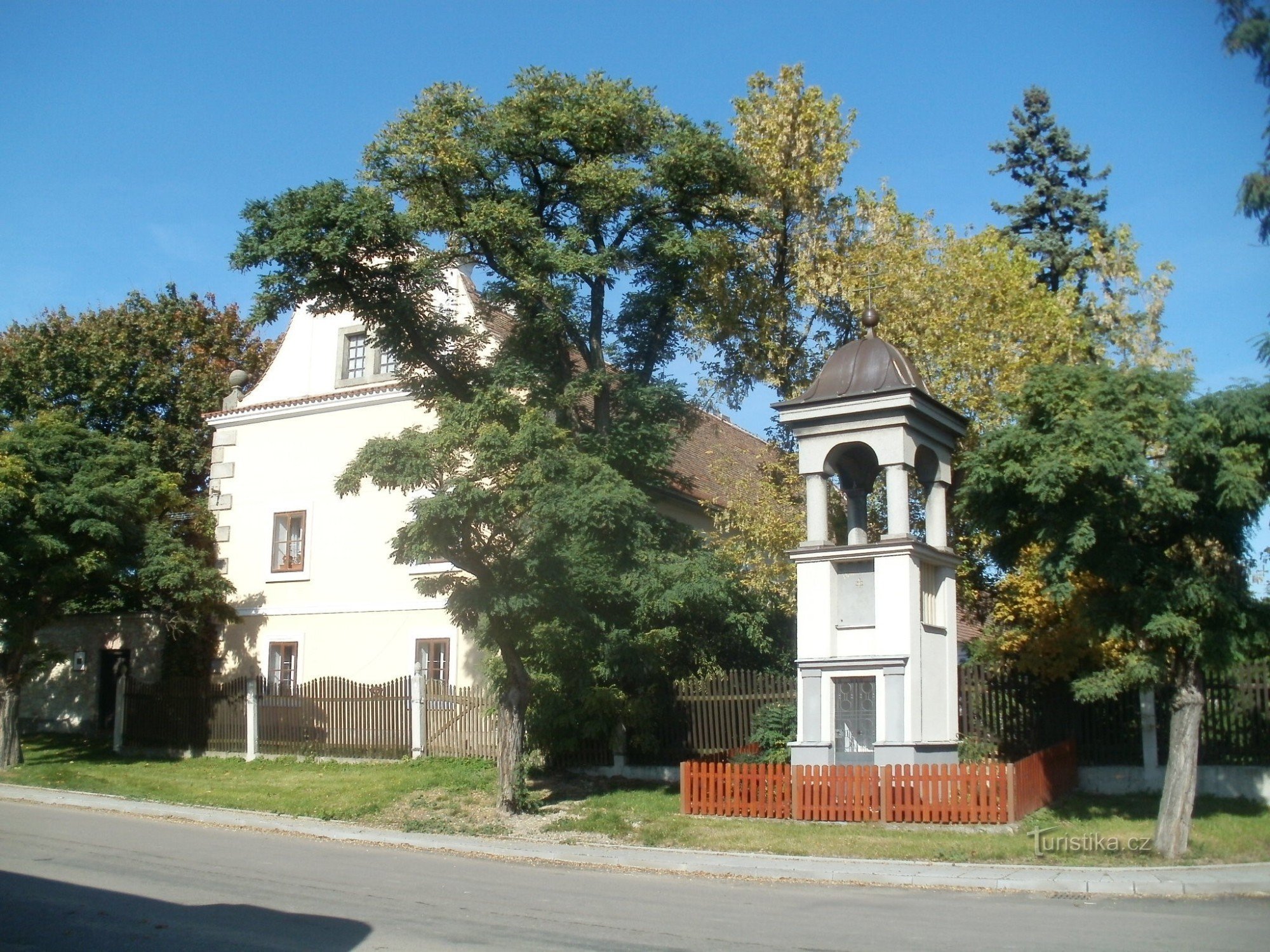 turistično križišče Madžarska - polpriklopnik