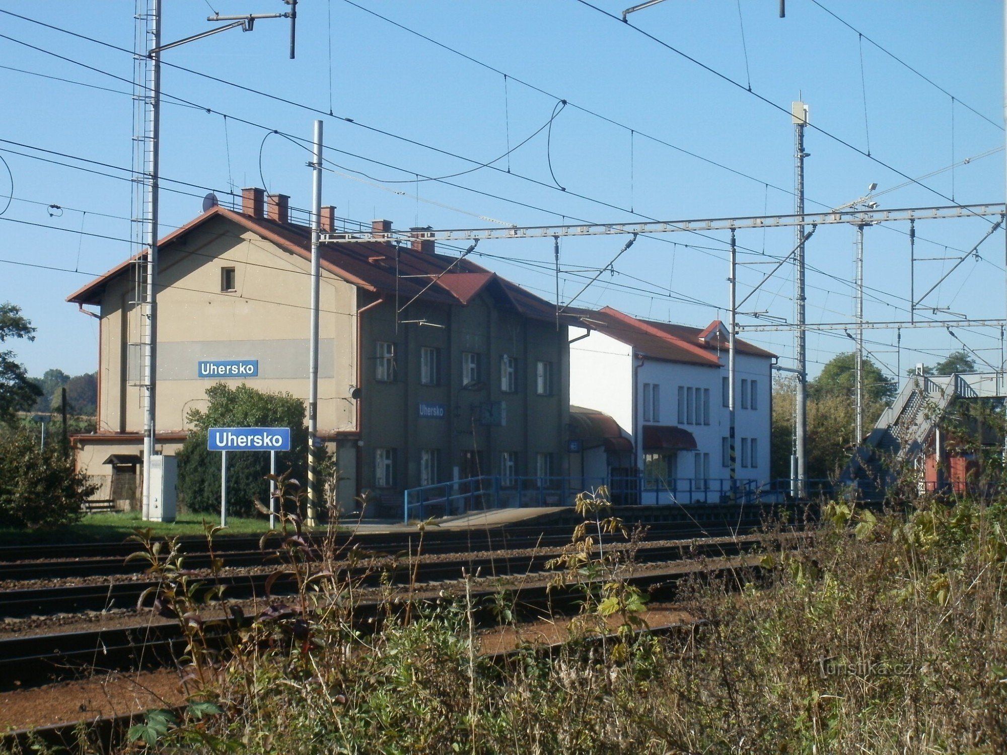 toeristisch kruispunt Hongarije - spoorweg, treinstation