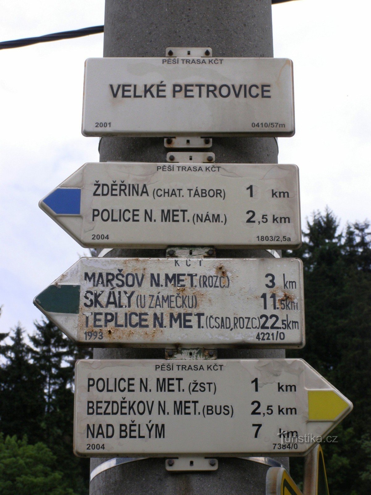 turistické rozcestí Velké Petrovice - bus
