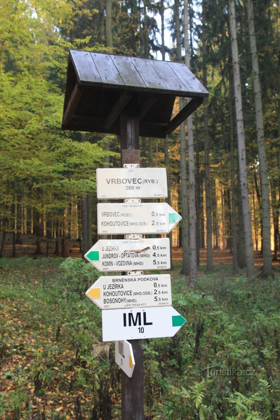 Tourist crossroads Vrbovec-rybník