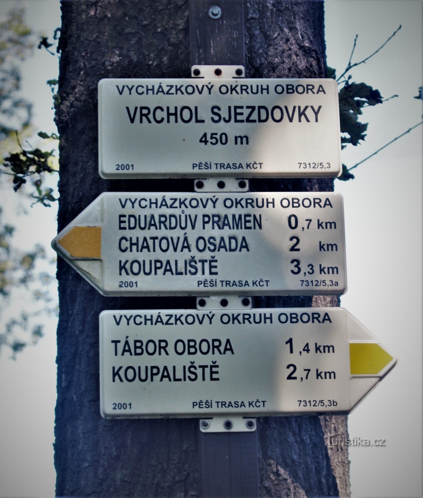 Tourist crossroads Top of the slope - Hláska lookout tower