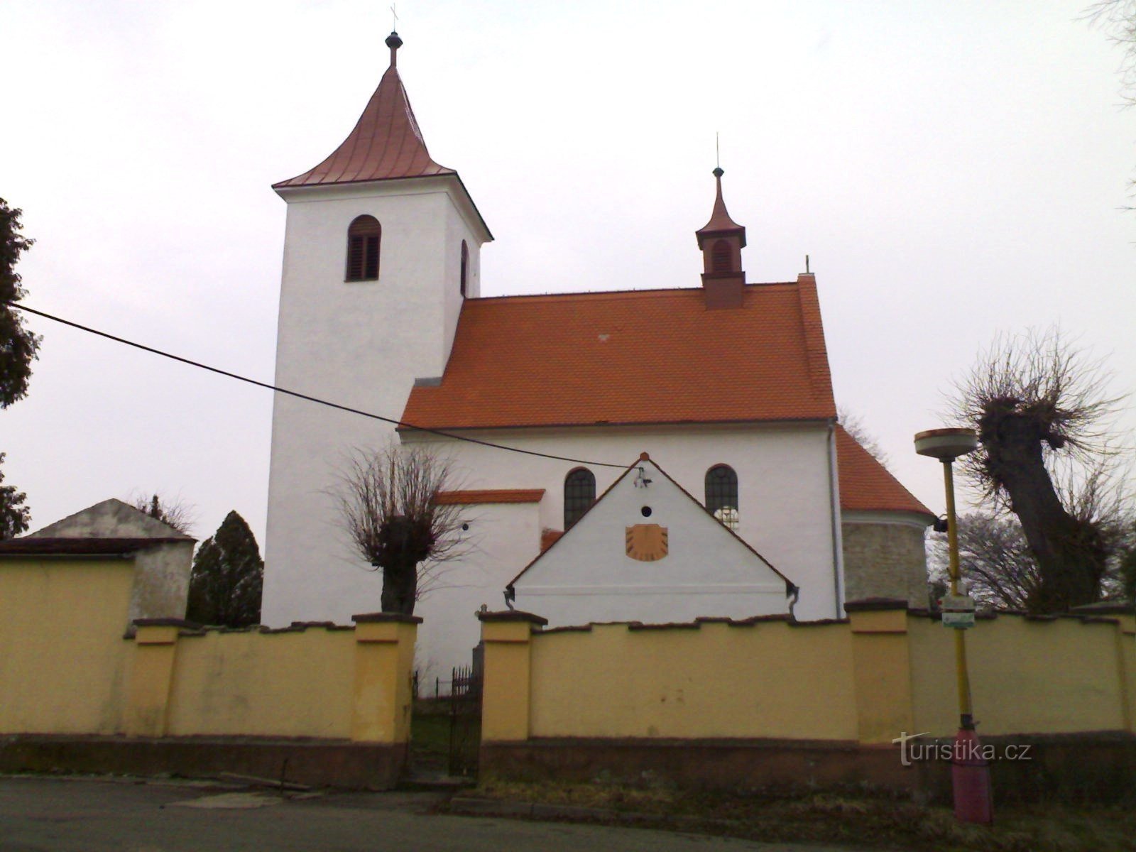 tourist crossroads Vysoký Újezd