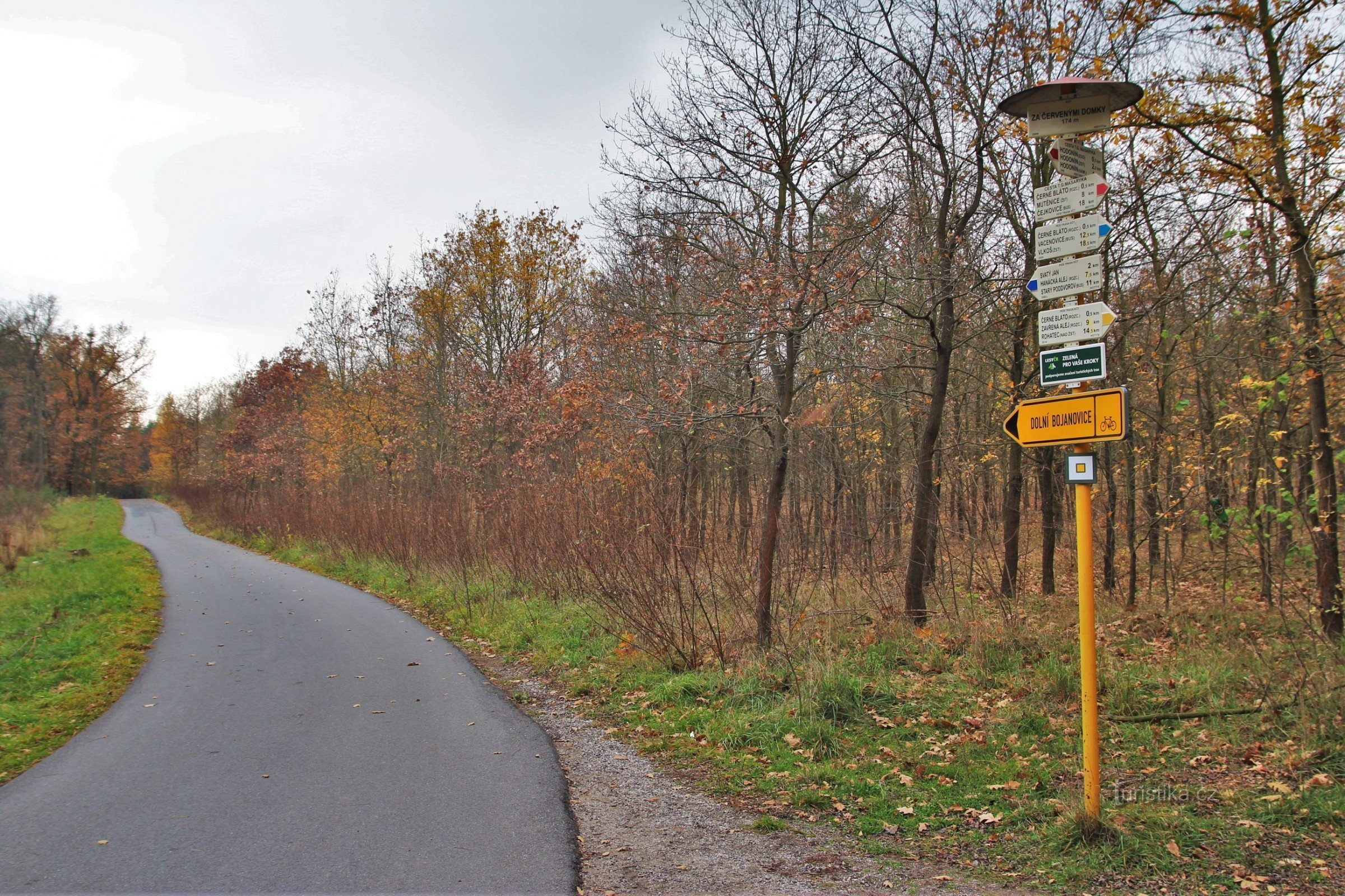 Tourist crossroads Behind the Red Houses