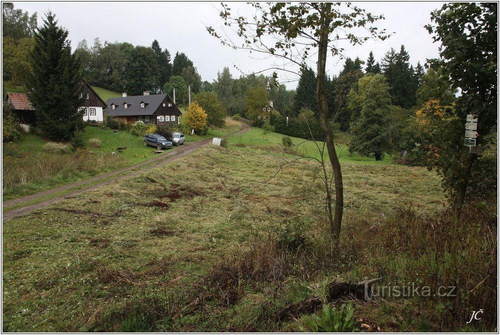 Tourist crossroads Zadní Popelka