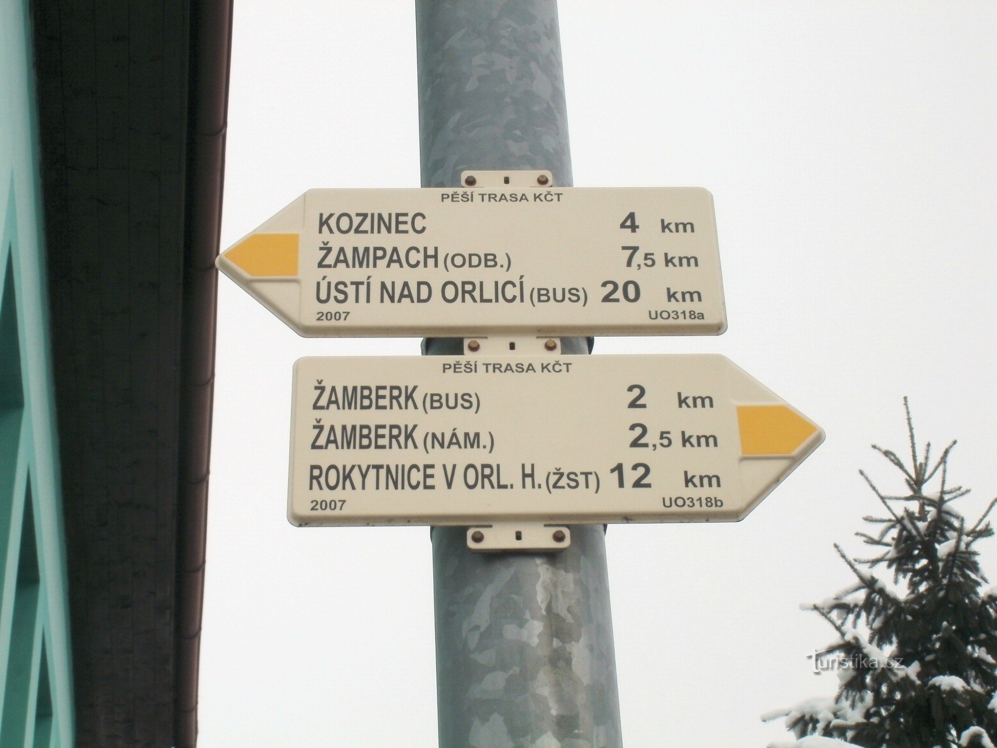 tourist crossroads Žamberk - at the bus station