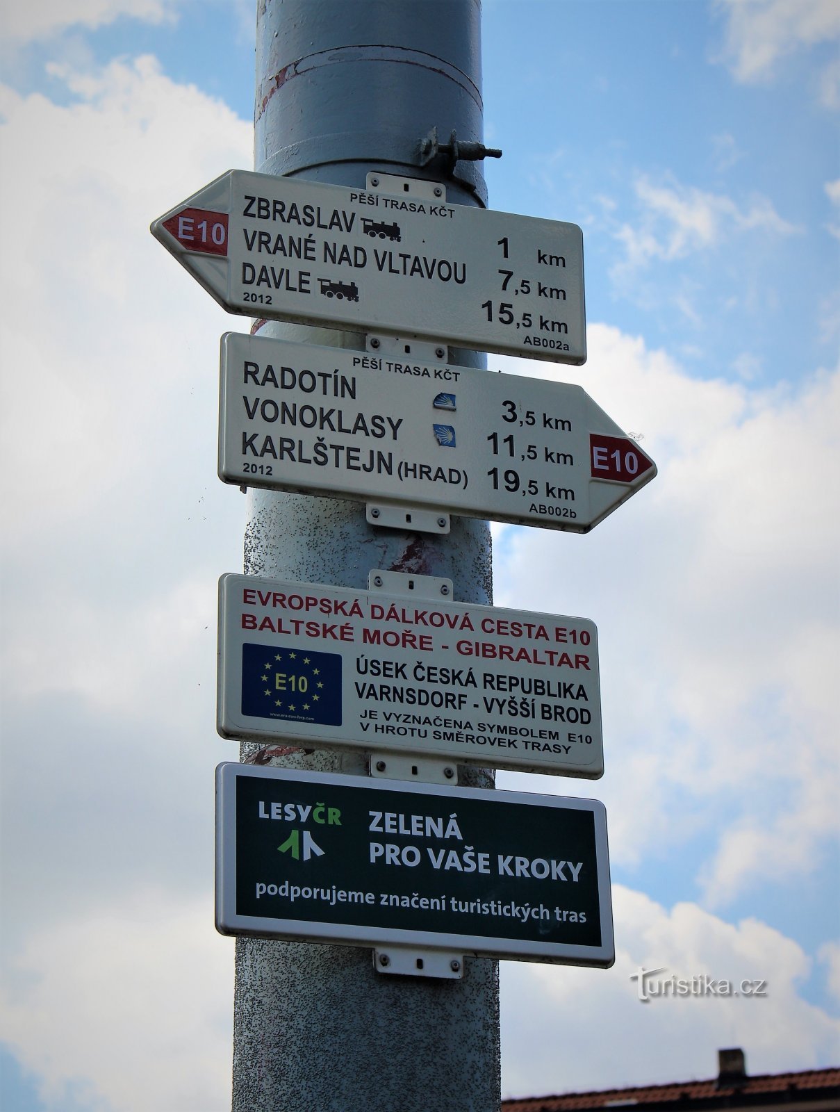 Ngã tư du lịch Zbraslav náměstí