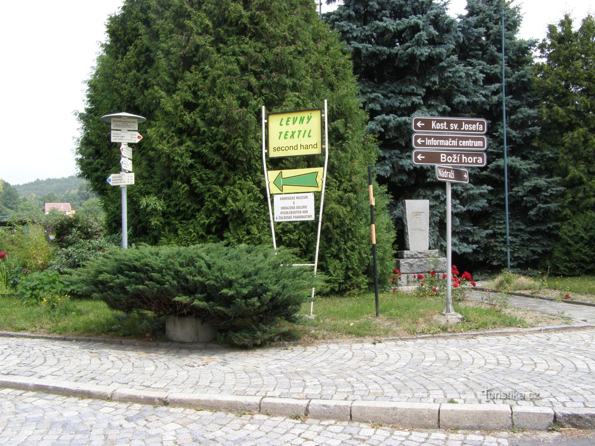 toeristisch kruispunt Žulová - Josefské náměstí