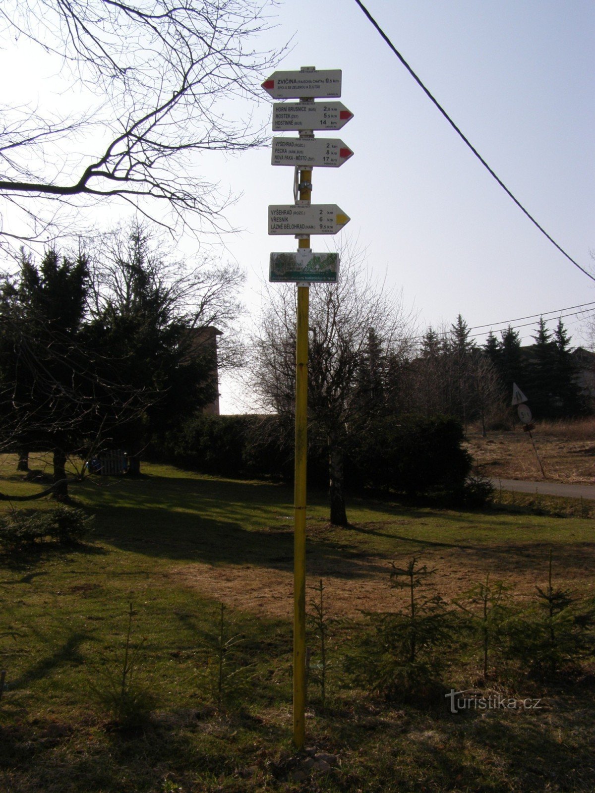 tourist crossroads Zvičina - village