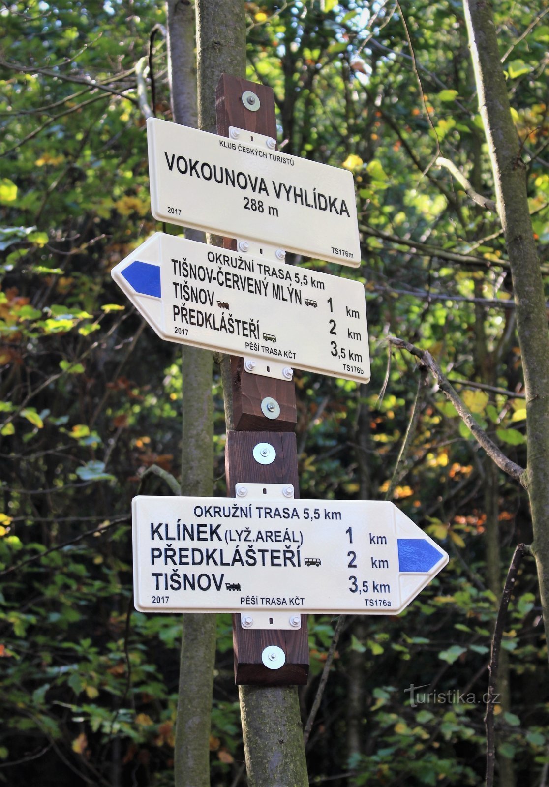 Tourist signs at the viewpoint