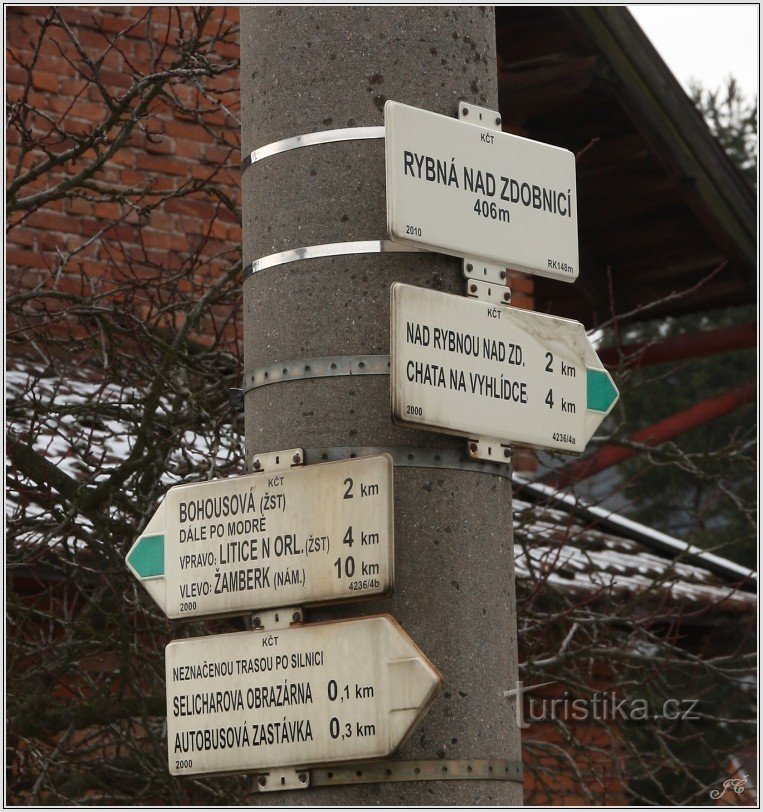 Tourist signpost Rybná nad Zdobnicí