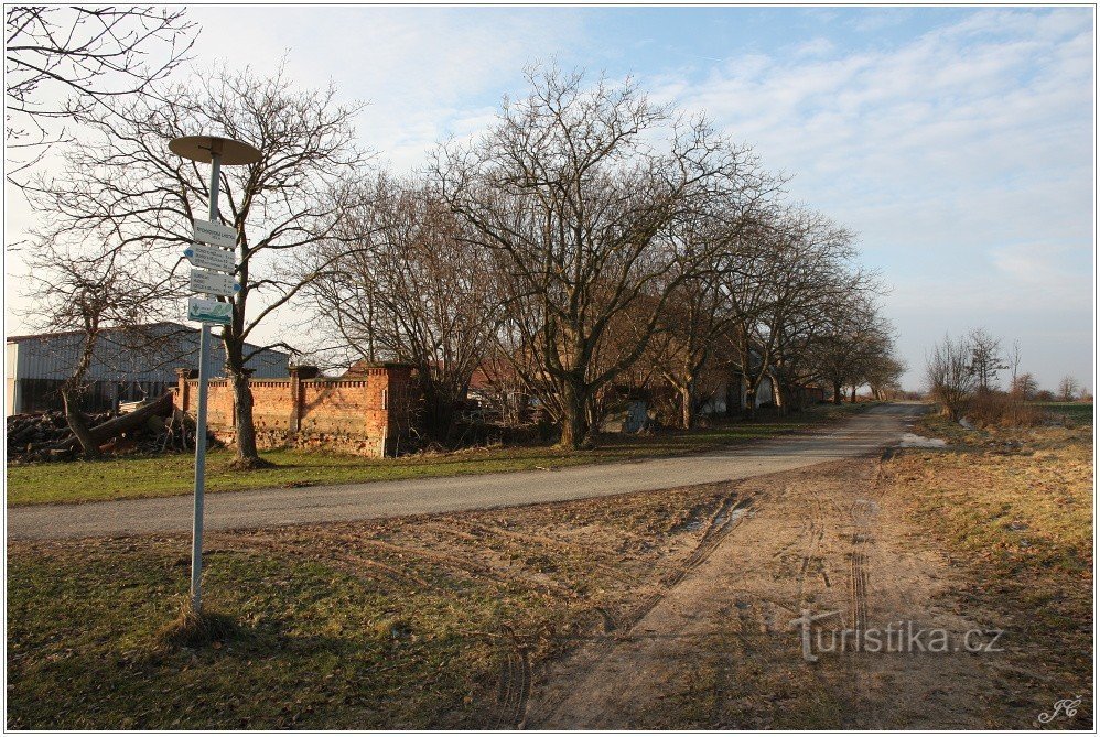 Turistiviitta Rychnovská Lhotka