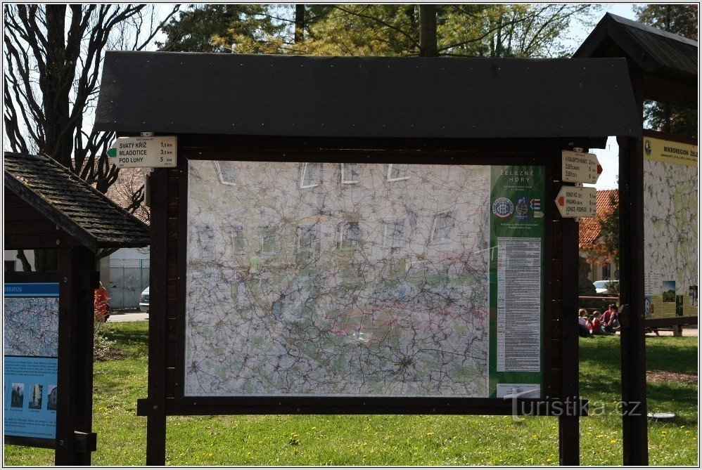 Tourist signpost in Ronov nad Doubravau