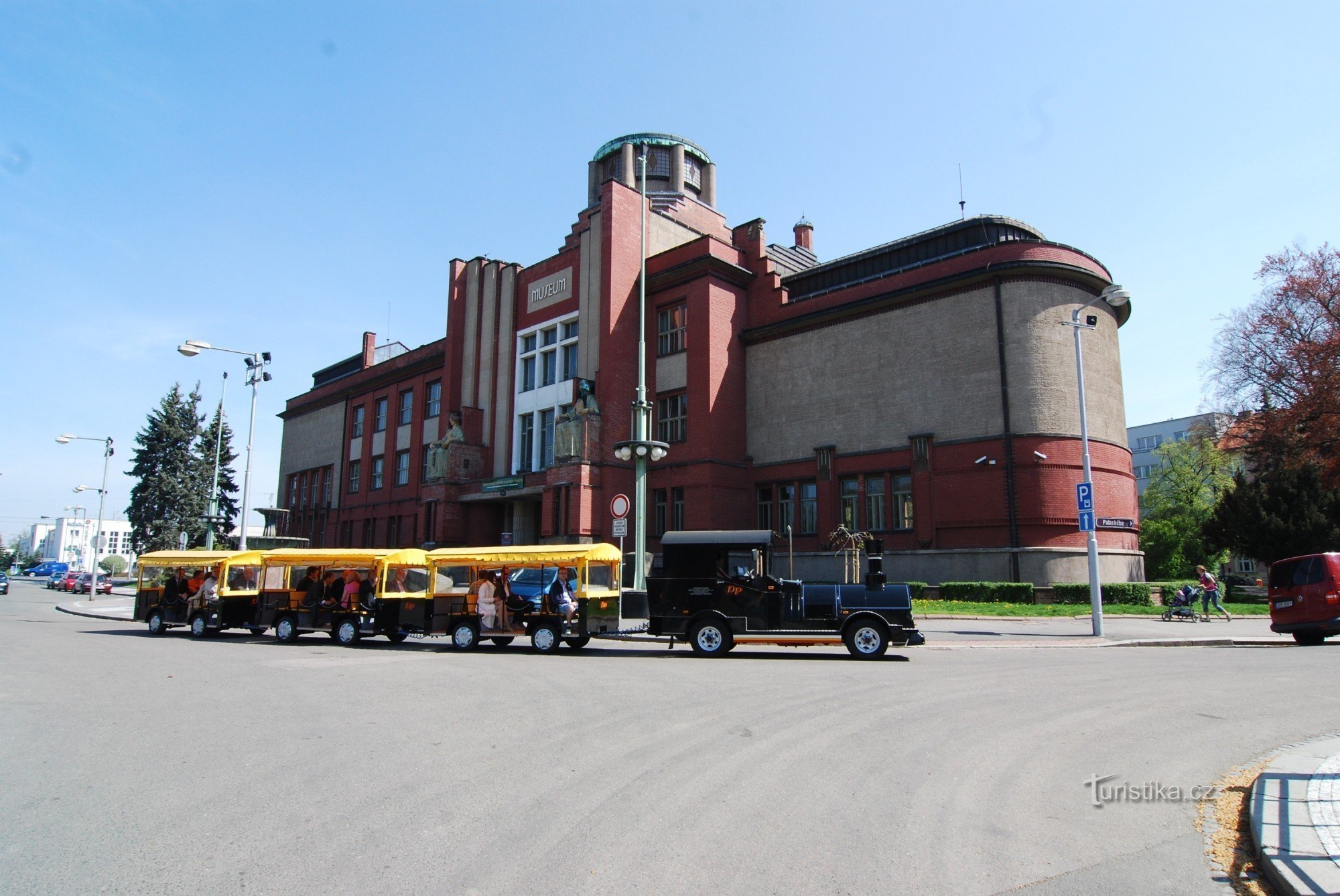 Turistický vláček Hradec Králové