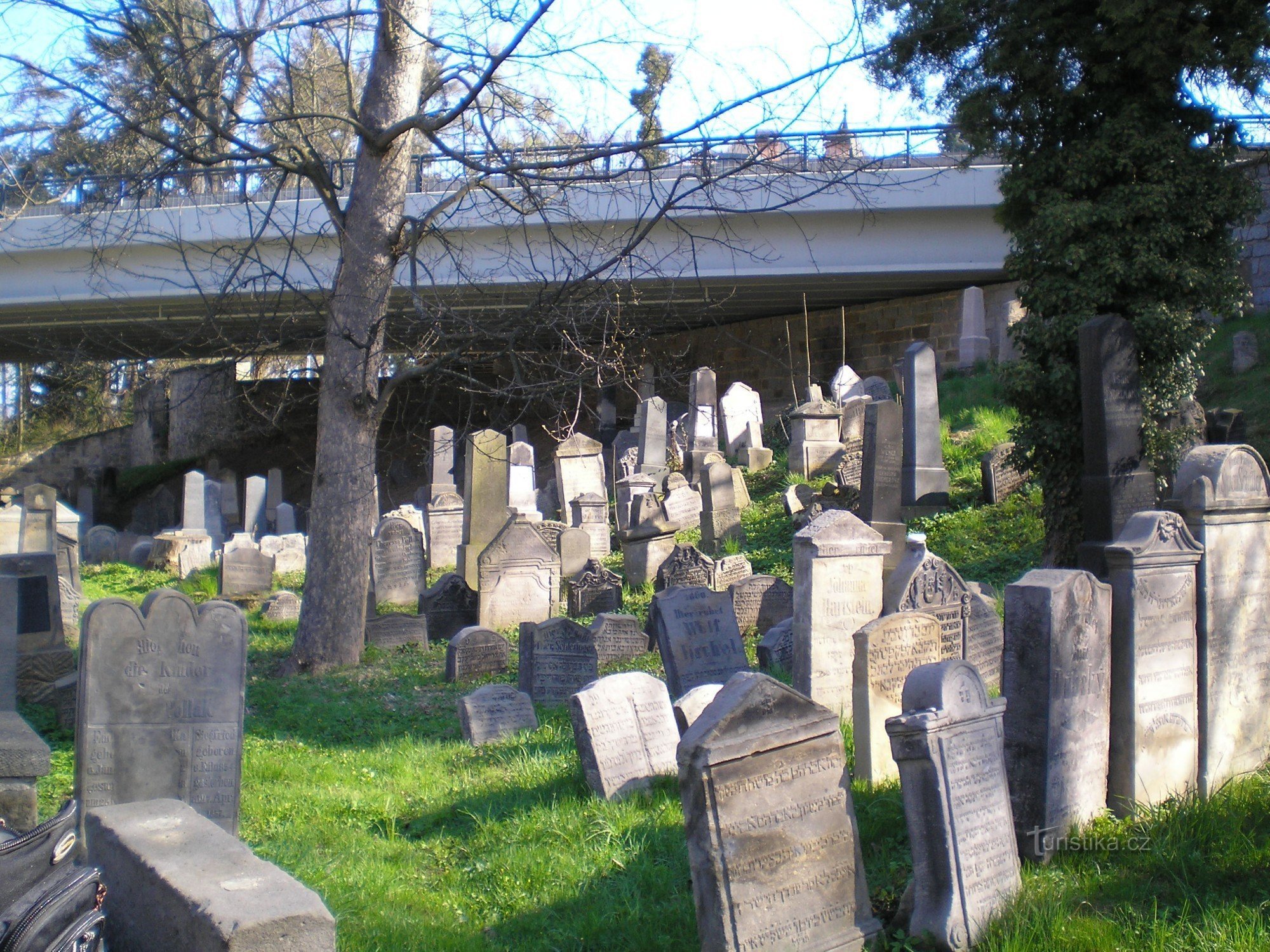 Turnov-židovský hřbitov