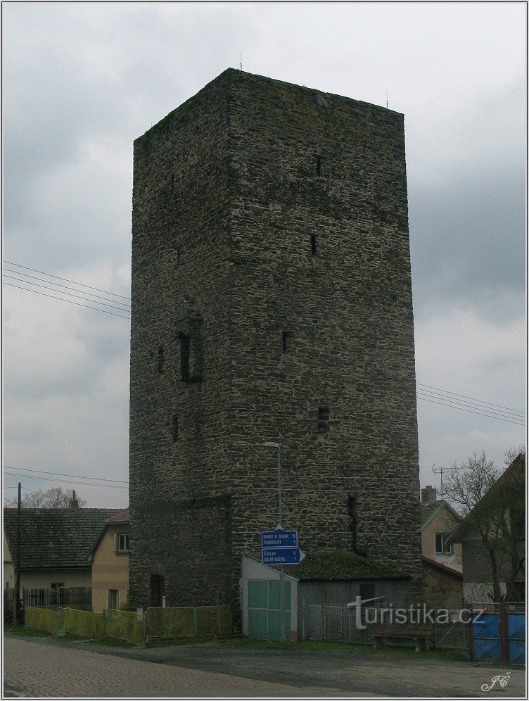 Forteresse de Bašta à Semtěš