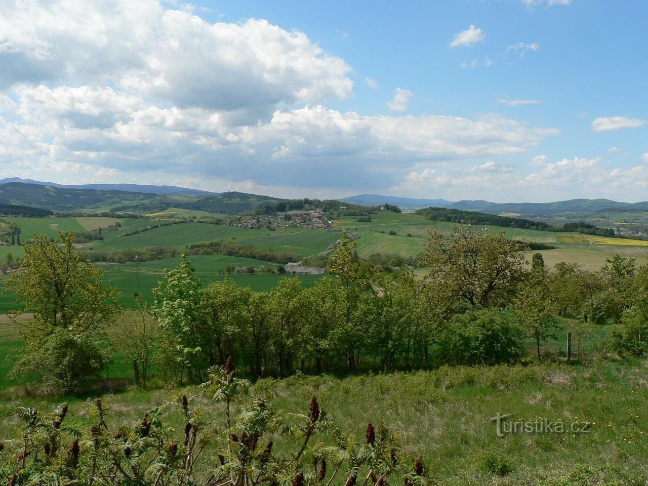 Týnec, vue de Klenová