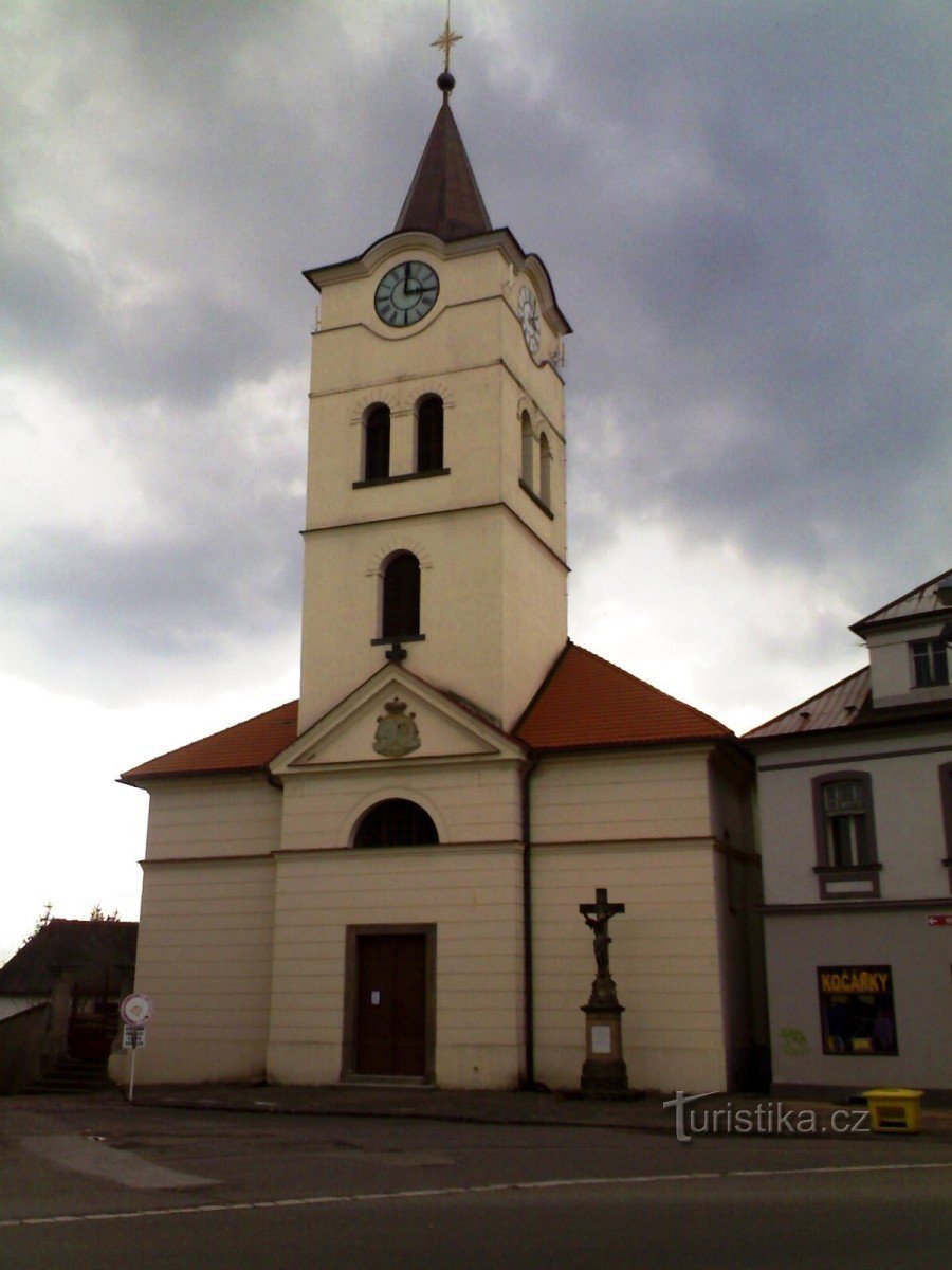 Týniště nad Orlicí - kerk van St. Nicolaas