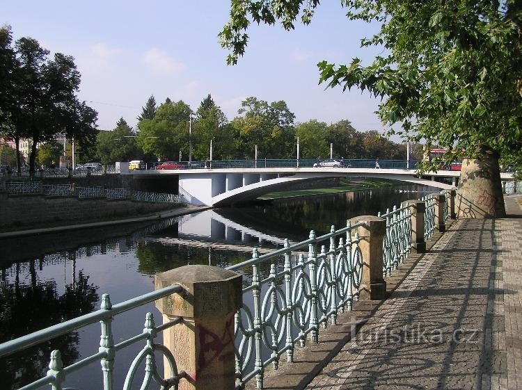 Pont de Tyrš