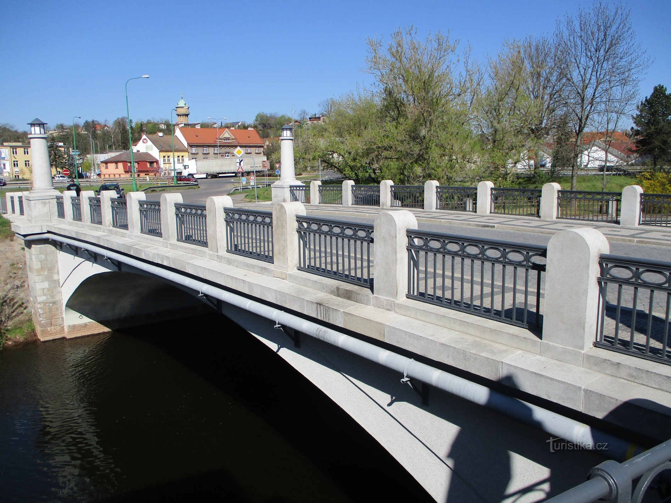 Pont de Tyrš (Jaroměř, 22.4.2020/XNUMX/XNUMX)