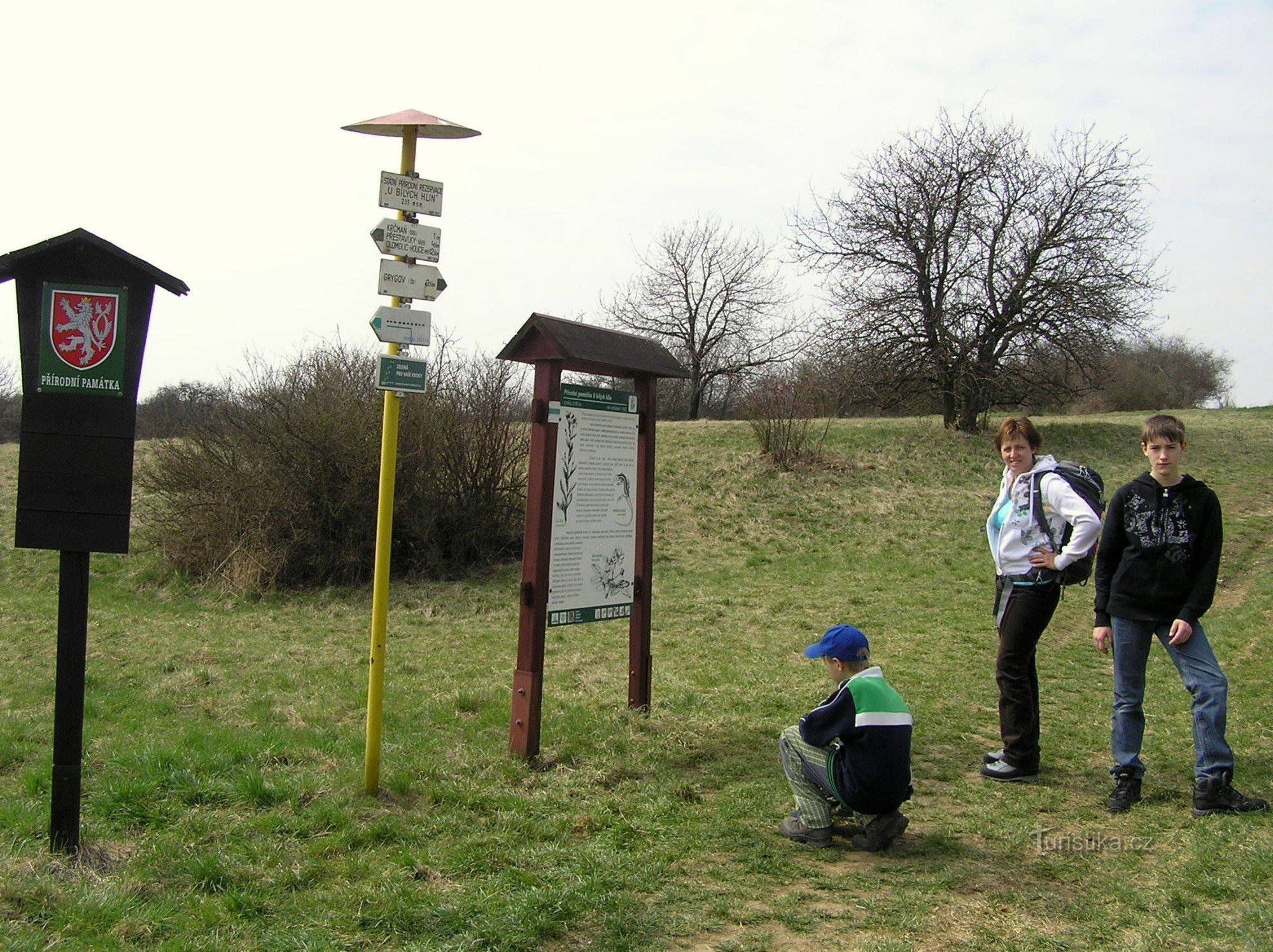 Bij witte klei - bij het informatiebord (april 2011)