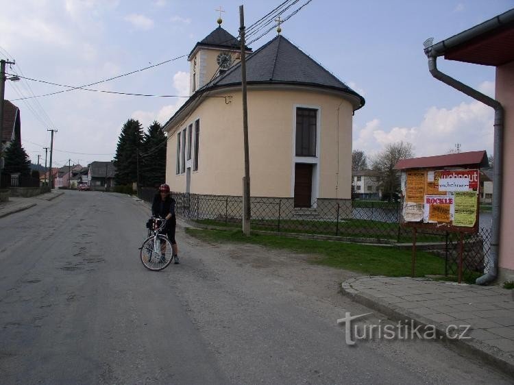 Par l'église