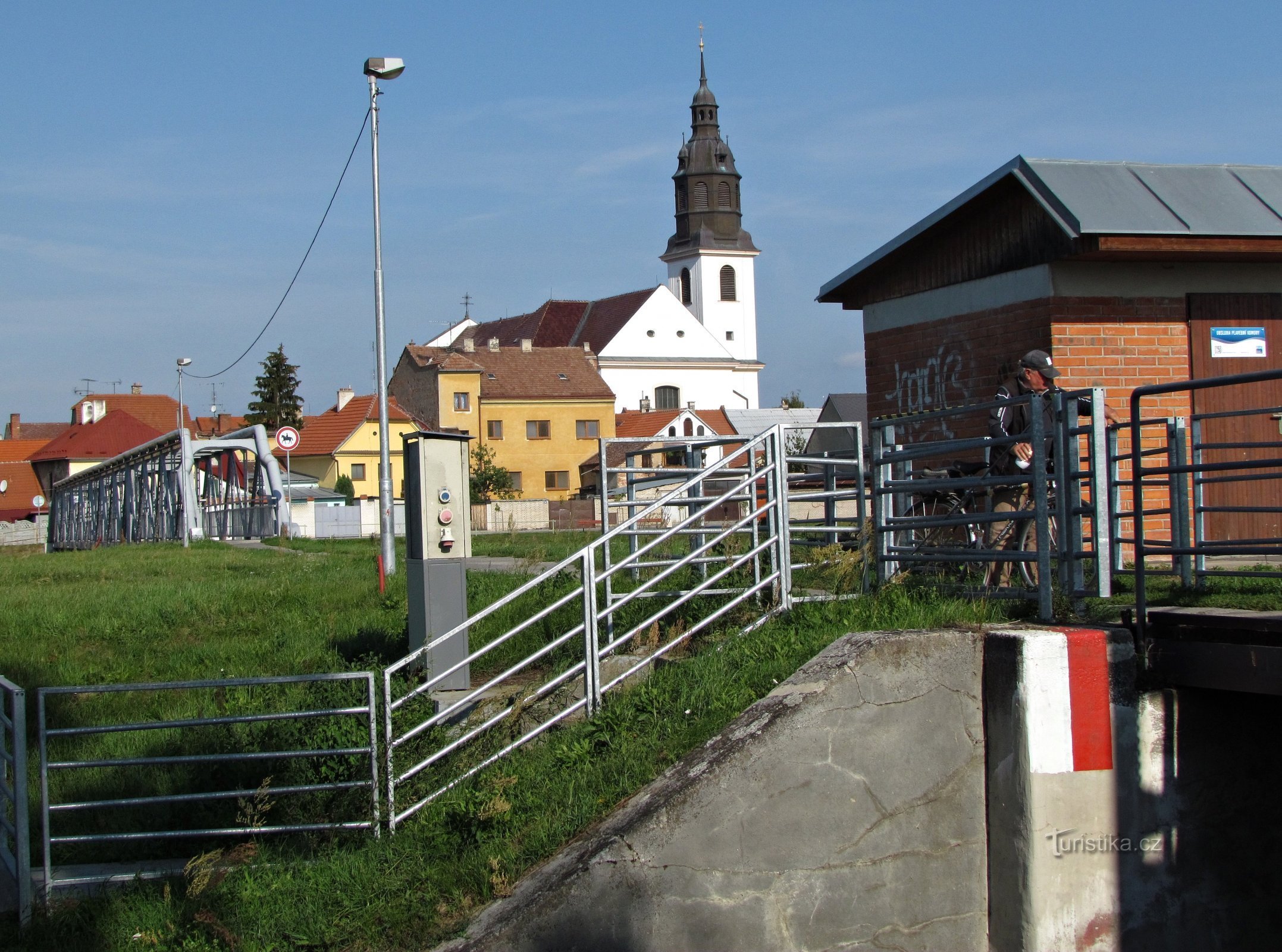 an der Schleuse und den Ufern der Mähren