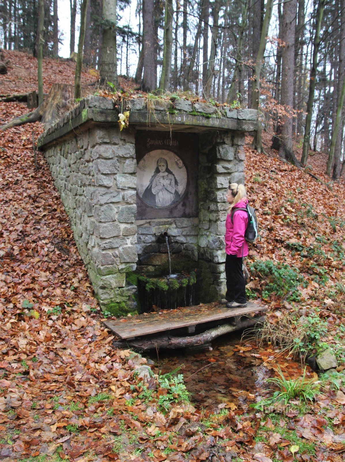 U studánky